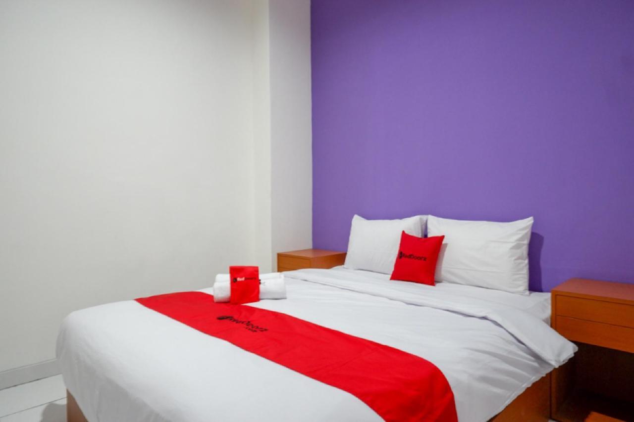 Hotel RedDoorz near Alun Alun Kaliwungu Kendal Brangsong Zewnętrze zdjęcie