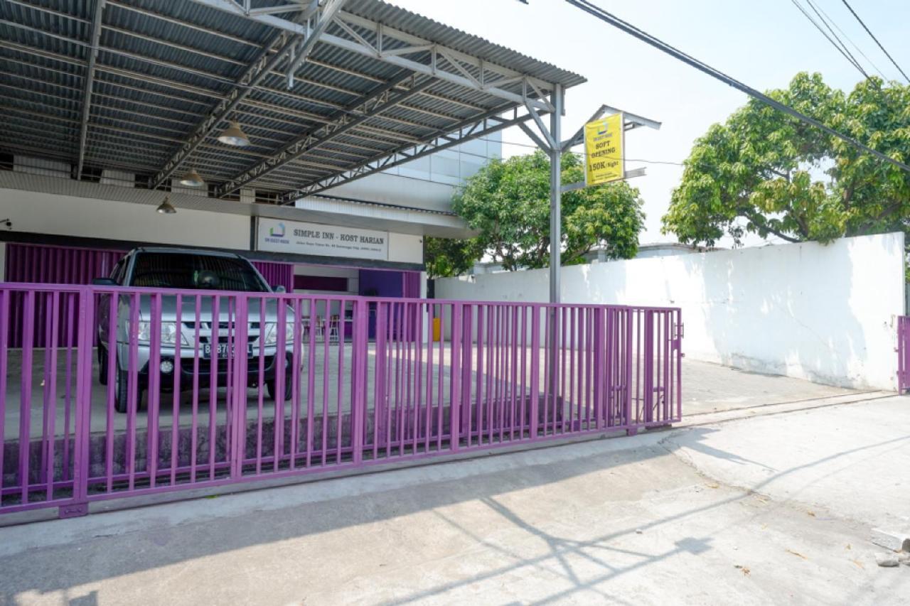 Hotel RedDoorz near Alun Alun Kaliwungu Kendal Brangsong Zewnętrze zdjęcie